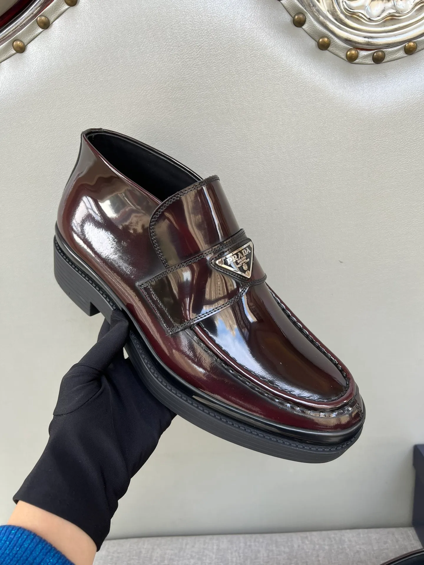 Batch of 1000💰Exclusive hot-selling new Prada Chelsea thick-soled men's shoes, naked boots, imported calf leather on the surface, cow leather on the lining, the outsole is made of private model TPU material, the frosted effect is consistent with the original version, 39-44 in stock (38, 45 custom-made, non-refundable)